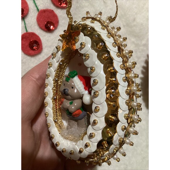 OVAL Push Pin 5 Christmas Ornaments Snowman Diorama Beautiful Beaded Sequined - Picture 12 of 16